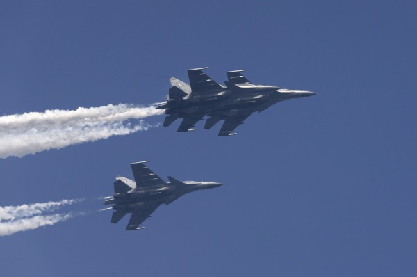 印度空軍一架還沒交機的蘇愷30戰機（Su-30MKI），今天（27日）在試飛時墜毀在農田裡，2名飛行員順利彈射逃生。圖為蘇愷30戰機。（美聯社）