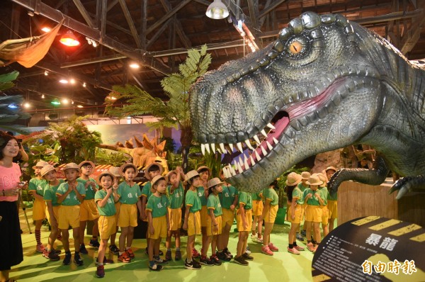 恐龍來了 高雄駁二暑假震撼開展 生活 自由時報電子報