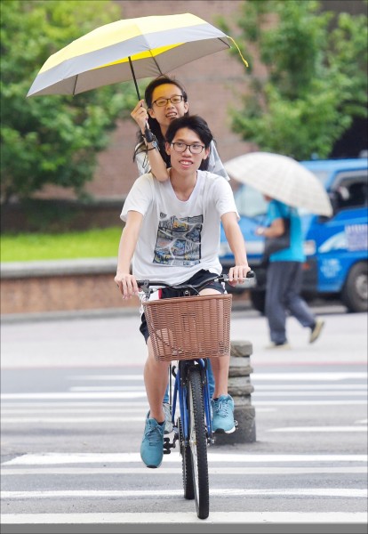 輕颱形成，但直接影響台灣機率低。（資料照）