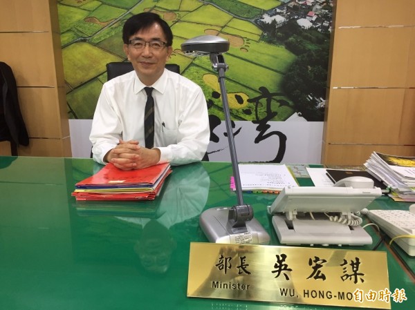 新任交通部長吳宏謀支持訂定罷工預告期，以減少不好衝擊，將與勞動部長溝通。（記者陳宜加攝）