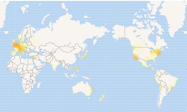 美東時間3日中午12點16分起，也就是台灣時間4日午夜12點16分起，Facebook在歐洲、亞洲、美洲、澳洲、南美洲等地，均傳出當機災情，目前臉書官方並無做出回應。（圖擷取自downdetector）