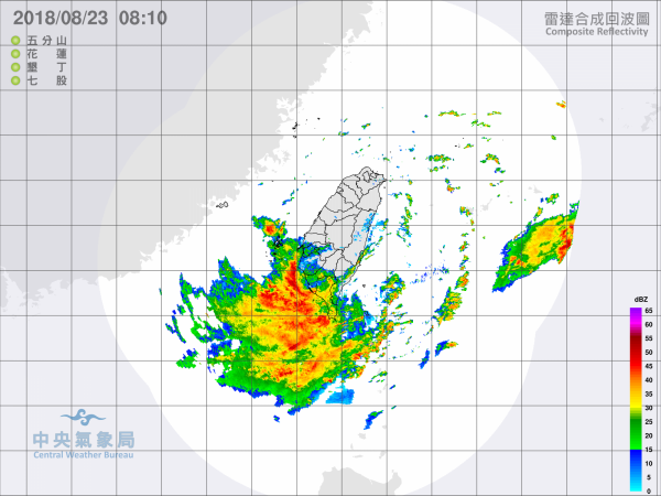 氣象局預報員王品翔表示，熱帶性低氣壓中心進入陸地後，成颱機率便較小。（圖翻攝自氣象局）