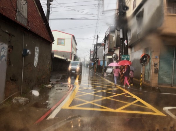 岡山潭底里積水消退。（記者蔡清華翻攝）