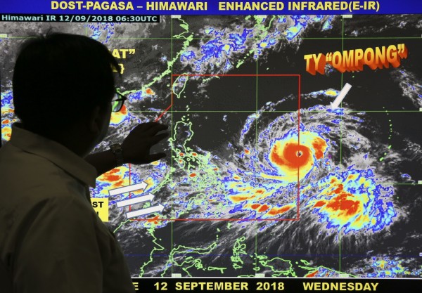 菲律賓國家氣象局預計山竹攻往中國前，會先侵襲菲律賓。（美聯社）