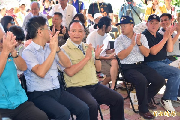 農委會主委林聰賢今出席太平山蹦蹦車復駛儀式。（記者張議晨攝）