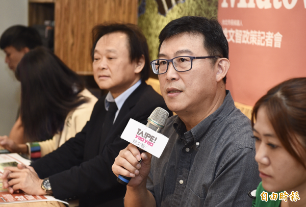 民進黨台北市長參選人姚文智26日召開記者會，提出「台北Midtown」計畫，要透過整合「建國啤酒廠公辦都更案」和「中山女中南側都更案」並納入周邊公有地，打造國際經貿中心。（記者羅沛德攝）