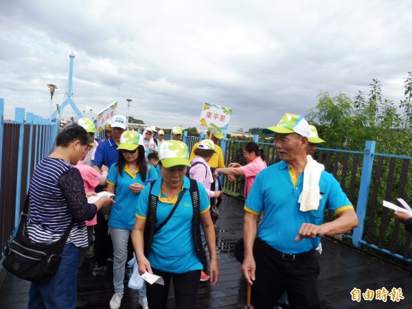 太平區公所舉辦健行活動。（記者蘇金鳳攝）