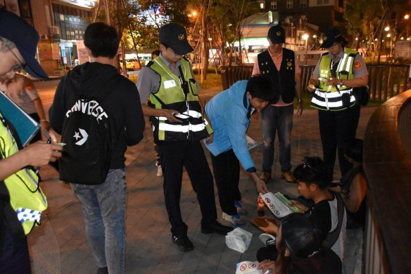 防酒駕」傳單用4國語言台中外籍移工：台灣警察很貼心- 社會- 自由時報電子報