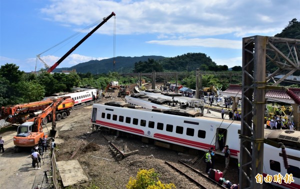 台鐵普悠瑪列車21日在蘇澳新馬站出軌，造成重大死傷。（資料照）