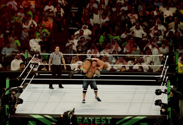 WWE頭號巨星約翰希南傳出拒絕出席11月初在沙國舉辦的摔角大賽。（美聯社）
