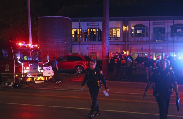 美國佛州一間瑜珈教室當地時間2日晚間驚傳槍擊事件，導致1人死亡，4人重傷，槍手隨後舉槍自盡。（美聯社）