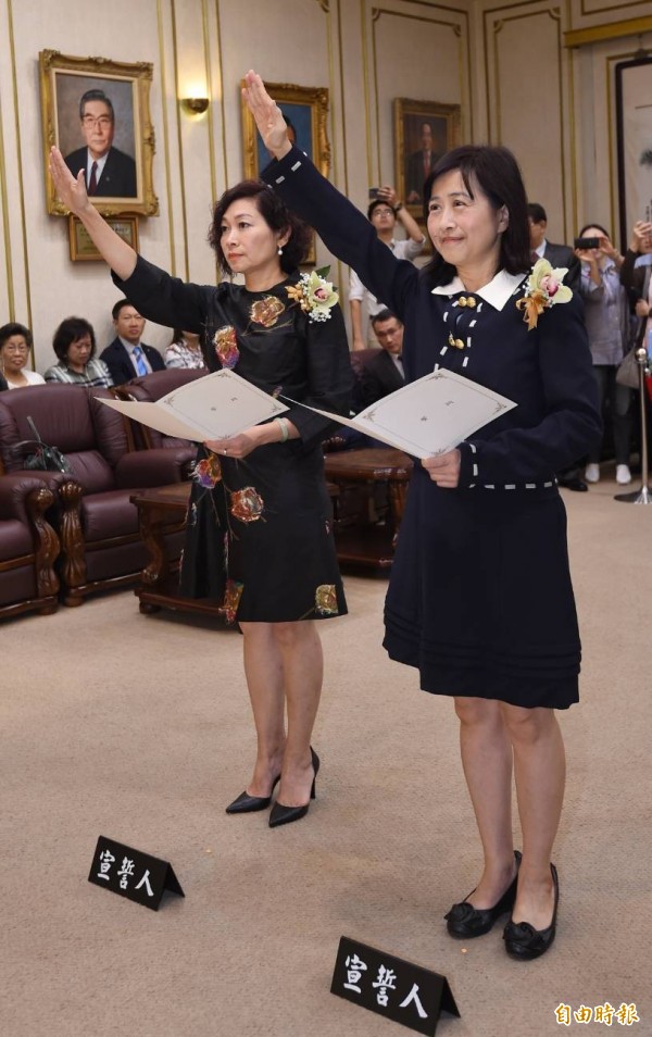 遞補陳其邁、張麗善立委職缺 陳靜敏、林奕華今宣誓就職 - 政治 - 自由時報電子報