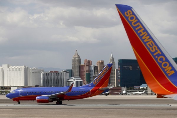 美國西南航空公司（Southwest Airlines）近日因為職員嘲笑一名小女孩的名字，對小女孩一家人致上歉意。（路透）