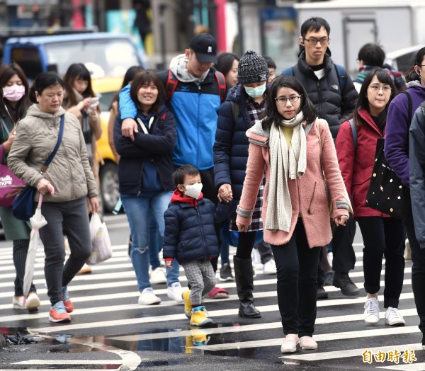 氣象專家吳德榮表示，下週台北市低溫可能下探14、15度，有符合大陸冷氣團定義的機率。（資料照）