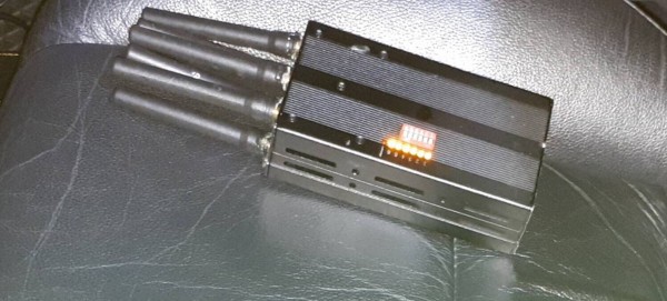 裝電波干擾器躲查緝 隱形斗篷 失效睡夢中遭逮 社會 自由時報電子報