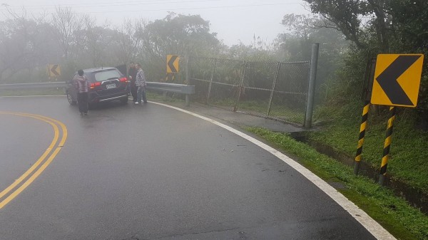 黃攔下張的計程車，直至雙溪偏遠山區才持刀強盜張。（記者林嘉東翻攝）