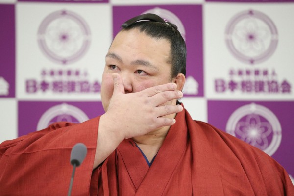 睽違19年再度誕生的「純日產」橫綱「稀勢之里」，今（16）日宣布退役。（法新社）