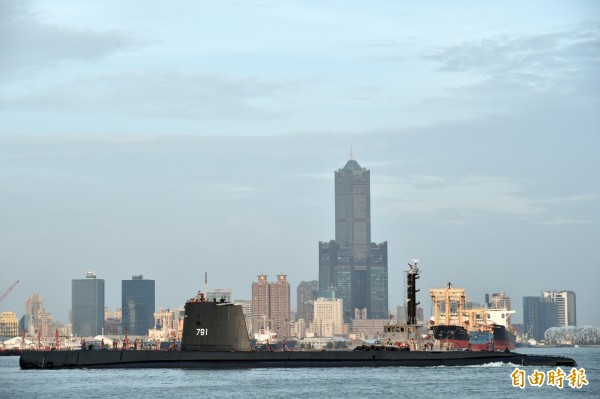 我國70歲高齡的海軍潛艦「海獅」號，歷經2年大修，翻新10餘項重要工程，日前再度重回崗位，擔任訓練任務。（資料照）