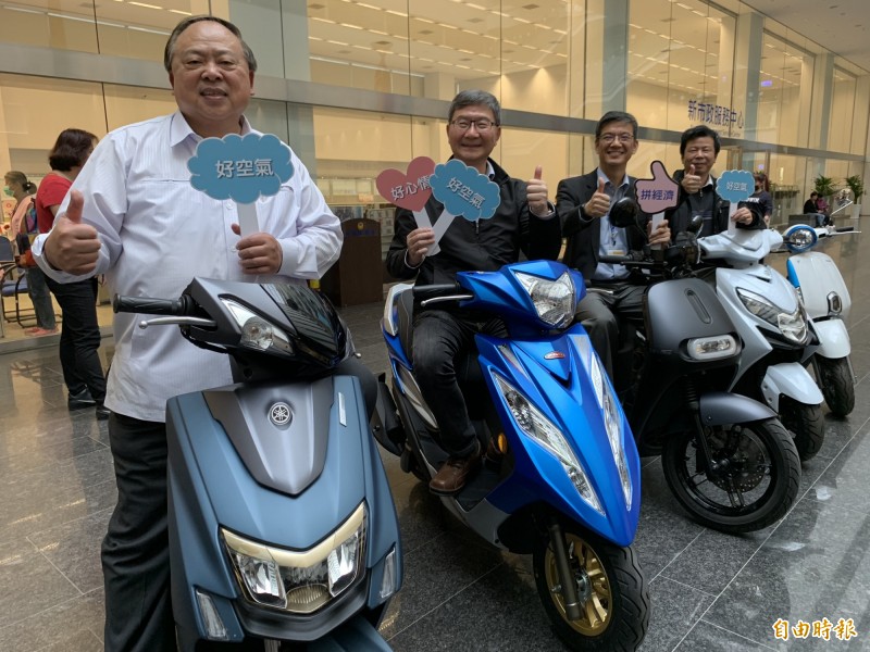 淘汰二行程機車補助最後一年，台中市首創全國正式將車齡滿21年的四行程機車納入汰舊補助，最高補助3萬6000元。（記者蔡淑媛攝）