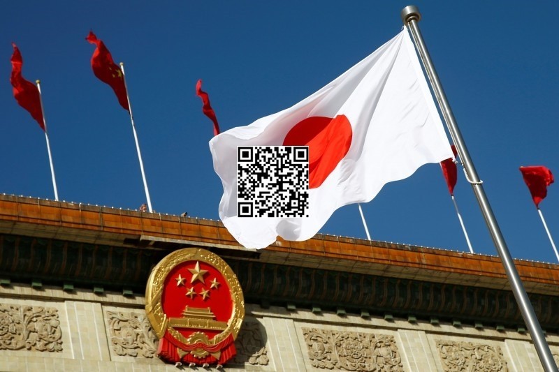 日方擬申請QR Code專利權，對赴日使用行動支付的中國遊客收取技術費用。（路透，本報合成）