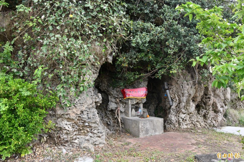 國境之南最神祕土地公化身珊瑚礁，沒有神像卻靈驗萬分。（記者蔡宗憲攝）