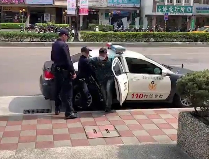 æ¶‰ç¸±ç«ç‡'æ©Ÿè»Šé‚„æ·¡å®šåƒæ—©é¤è—äººåº·é¾å…'è²æŠ¼ç¦è¦‹ ç¤¾æœƒ è‡ªç