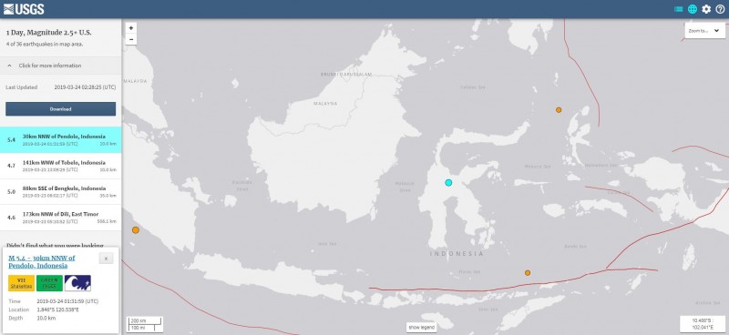 印尼蘇拉威西島（Sulawesi）當地時間週日發生規模5.4地震，深度僅10公里。（圖擷自USGS）