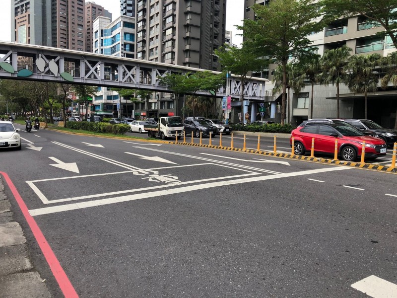 告別塞車 淡水這路口左轉道易回堵6月底前縮小分隔島 生活 自由時報電子報