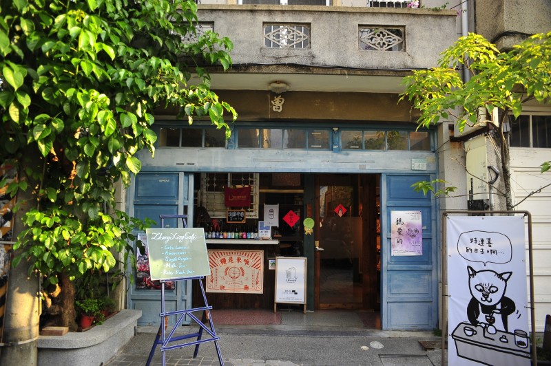 台南「正興咖啡館」疑因店租提高，不再續約，將在5月底結束營業。（記者王捷攝）