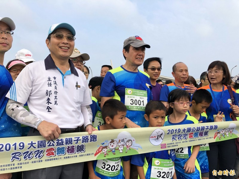 前總統馬英九今天上午受邀出席公益路跑，下場跑了3公里。（記者魏瑾筠攝）