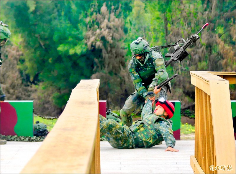 漢光演習》金門海龍戰蛙 剽悍殲敵