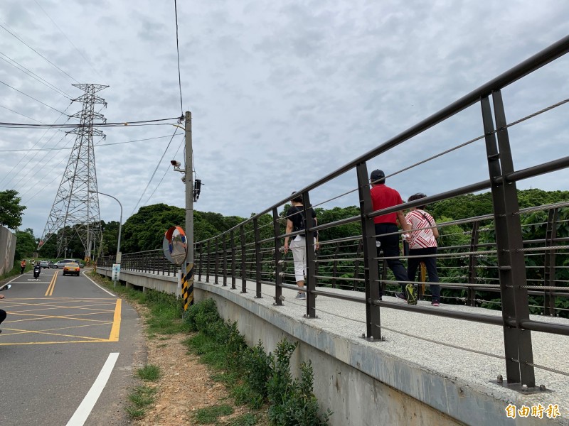 桃11稜線步道啟用，並命名為虎嶺迎風步道。（記者謝武雄攝）