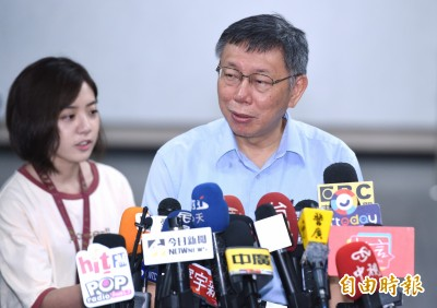 台北市長柯文哲稱「發現不是只有卡我，我猜高雄市長韓國瑜在高雄一定比我更慘」。（記者廖振輝攝）