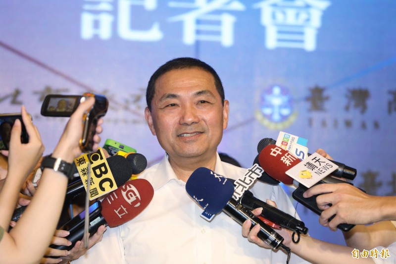 對於台北市長柯文哲要組織新的政黨，新北市長侯友宜說，他還是專心拚市政。（記者何玉華攝）