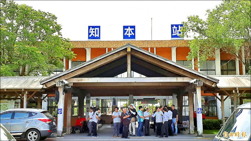 南迴鐵路包括知本等九個車站，交通部將四年投入七億整建。（記者黃明堂攝）