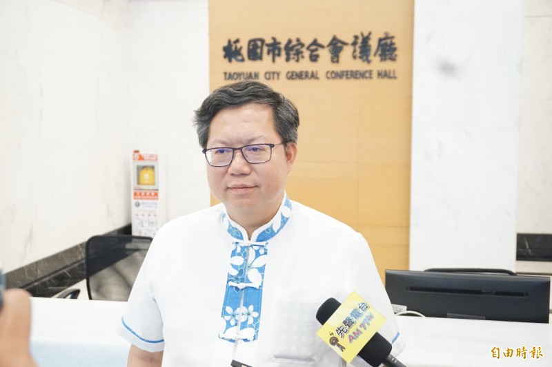 針對高雄市長韓國瑜被民眾爆料中午才出門上班，桃園市長鄭文燦受訪時奉勸縣市首長勤能補拙、早點起床是對的。（記者謝武雄攝）