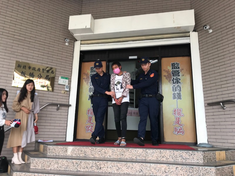 奚男遭警移送法辦。（記者徐聖倫翻攝）