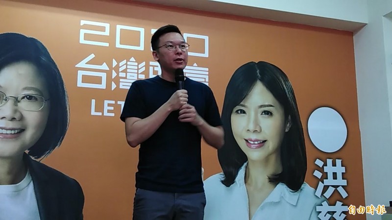 林飛帆指出，很多人說民進黨這次選戰在販責「芒果乾」、亡國感，但台灣社會只要團結就不會是最後一場選戰。（記者蘇孟娟攝）