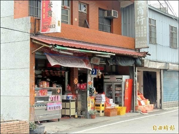 西湖鄉以往只有傳統雜貨店。（資料照）