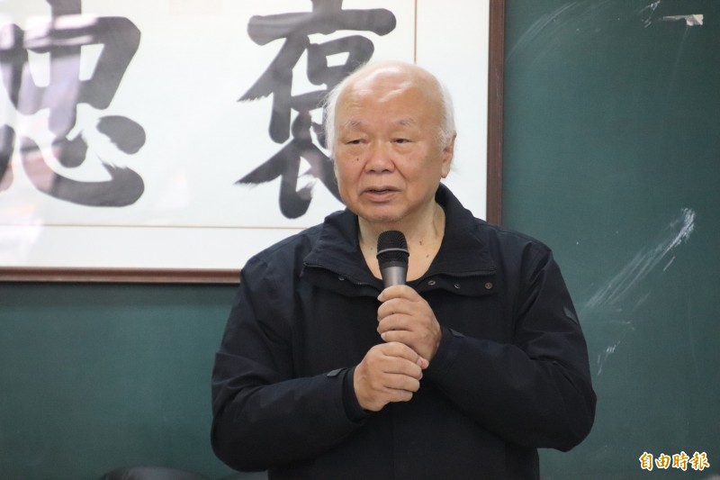 義民廟董事會董事長林光華說，義民中學財團董事會必須立刻進行改選、全面清查廟產，以釐清廟產是否真如外傳已被掏空。（記者黃美珠攝）