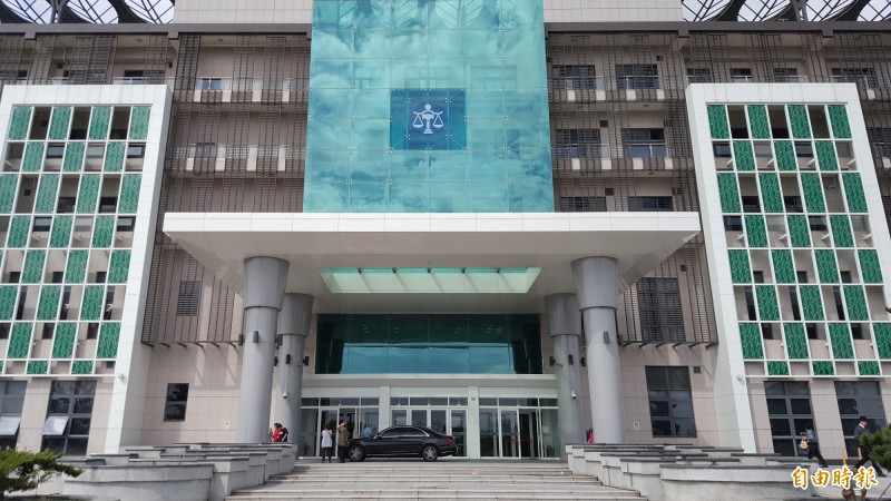 夫控妻離家不回 妻怨夫暴怒摔椅牛津碩士夫妻判離 社會 自由時報電子報