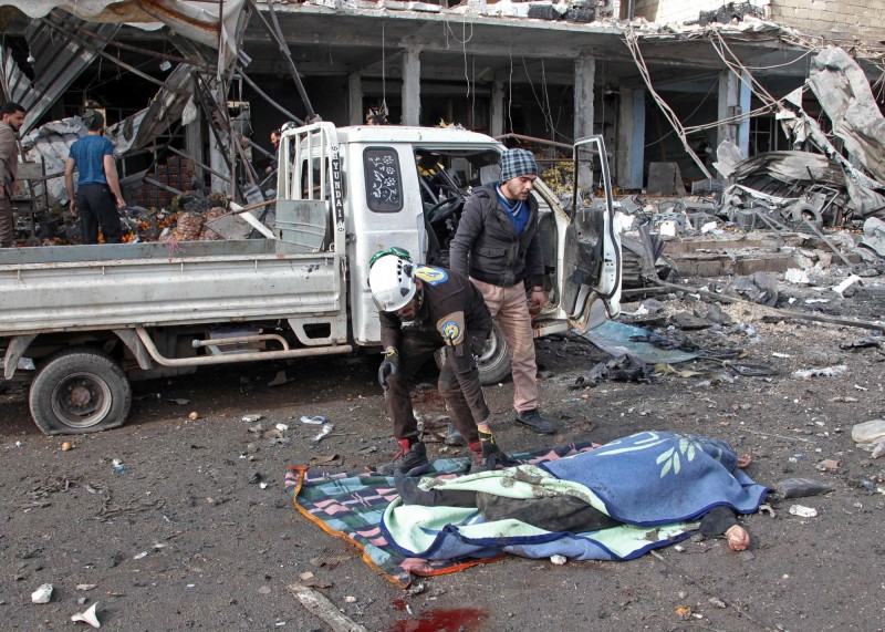 敘利亞鬧市遭到空襲，至少19人喪命。（法新社）