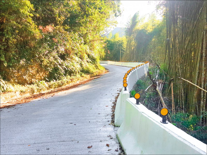 尖石鄉司馬庫斯部落聯絡道路面完成鋪設，提前開放讓遊客上山旅遊。（新竹縣政府提供）