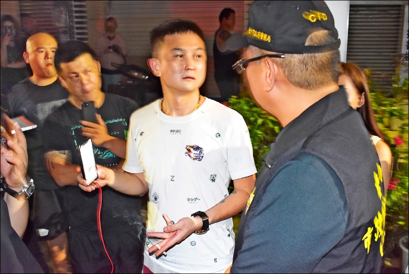 直播主劉冠廷聚眾與警對峙被起訴。（資料照）