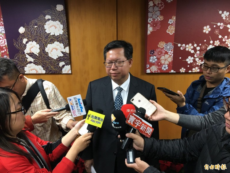 桃園市長鄭文燦認為，日本前駐台代表沼田幹夫提到明年大選，藍綠差距5%，是善意的提醒。（記者謝武雄攝）