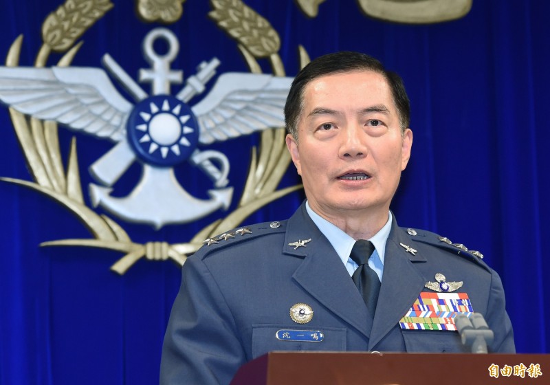 國軍黑鷹直升機今早在新北市烏來山區失事,造成參謀總長沈一鳴(見圖)在內共8人罹難、5人生還,其中,沈一鳴為歷來國軍將領殉職最高首長。(資料照) 國軍黑鷹直升機今早在新北市烏來山區失事,造成參謀總長沈一鳴(見圖)在內共8人罹難、5人生還,其中,沈一鳴為歷來國軍將領殉職最高首長。(資料照)
