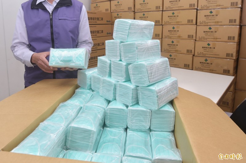 加拿大艾伯塔大學生物醫學工程助理教授崔孝鎮團隊研發用「鹽」作為塗層原料，殺死病毒。圖為口罩示意圖。（資料照）