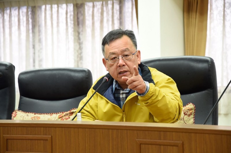 無法掌握轄內中配旅遊史  澎縣長槓移民署長