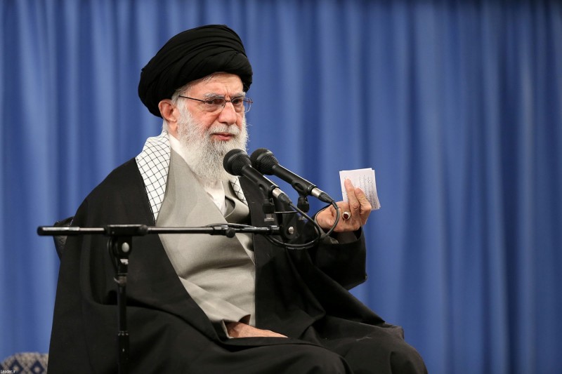 伊朗最高領袖哈米尼（Ayatollah Ali Khamenei）今（18）日稱，在伊朗參加國會選舉投票是「宗教義務」。（路透）