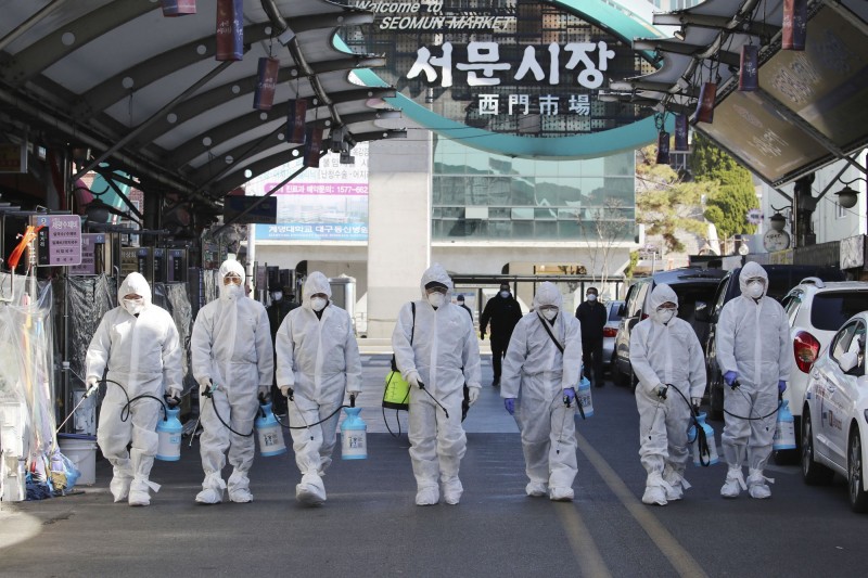 南韓擴大檢疫大邱市兩週內曾有流感症狀者。（美聯社）